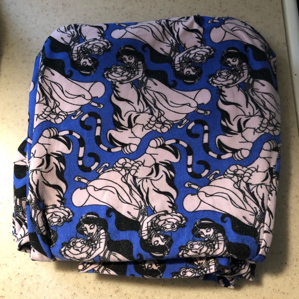 TC princess Jasmine and Rajah leggings